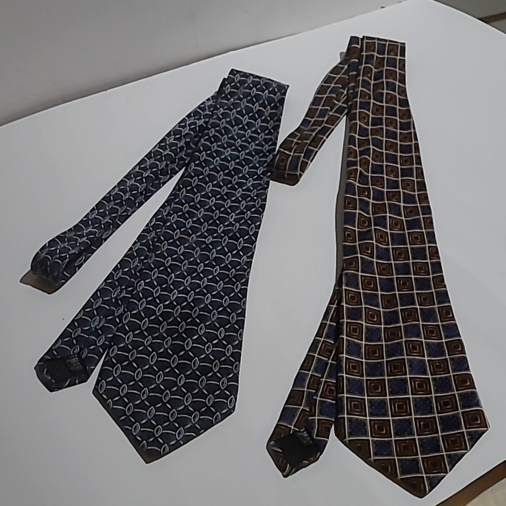 Set of 2 Trump Arrow Men's Ties